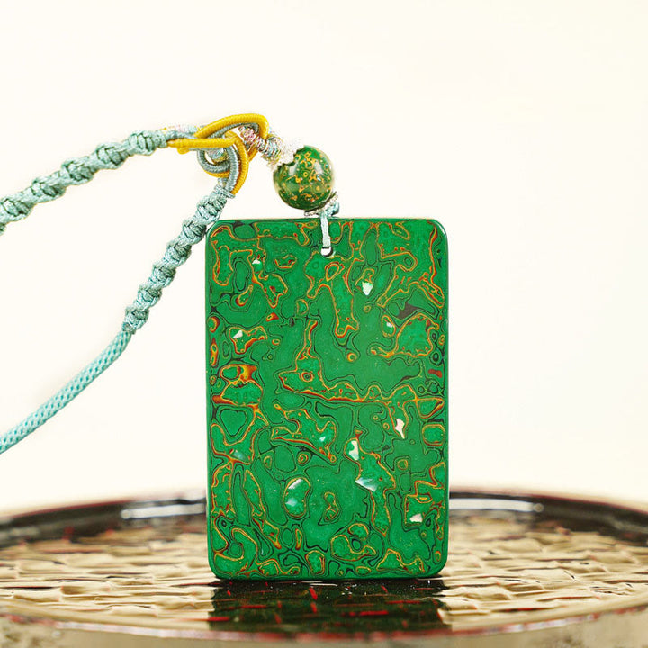 Collier pendentif de protection en bois de santal, laqué et orné de Buddha Stones, réalisé à la main. - image 3