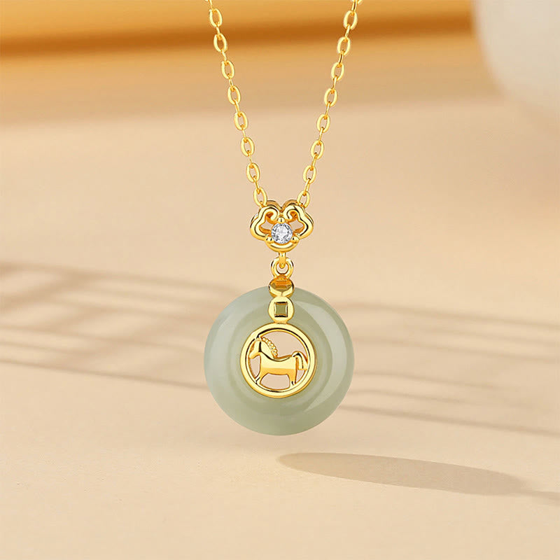 Collier pendentif porte-bonheur en argent sterling 925 et jade Hetian, orné d'une boucle de paix et symbolisant l'année du Cheval, représentant les Buddha Stones. - Collier de cheval - image 0