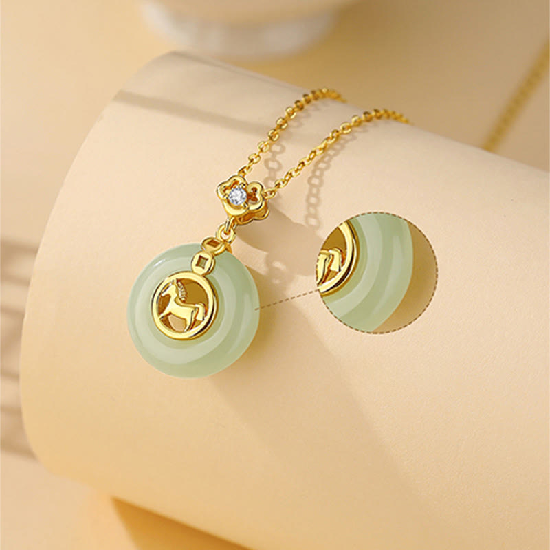 Collier pendentif porte-bonheur en argent sterling 925 et jade Hetian, orné d'une boucle de paix et symbolisant l'année du Cheval, représentant les Buddha Stones. - image 2