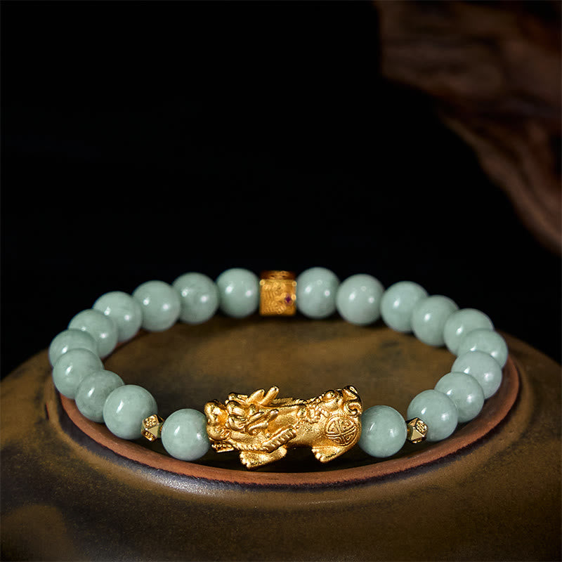 Bracelet de perles de jade porte-bonheur et prospérité avec breloque Pi Xiu dorée en Buddha Stones - Jade 8 mm (Tour de poignet : 14-16 cm) - image 0