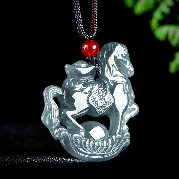 Collier pendentif en corde de jade de lingot de chance et de prospérité de l'année du cheval de Buddha Stones - image 1