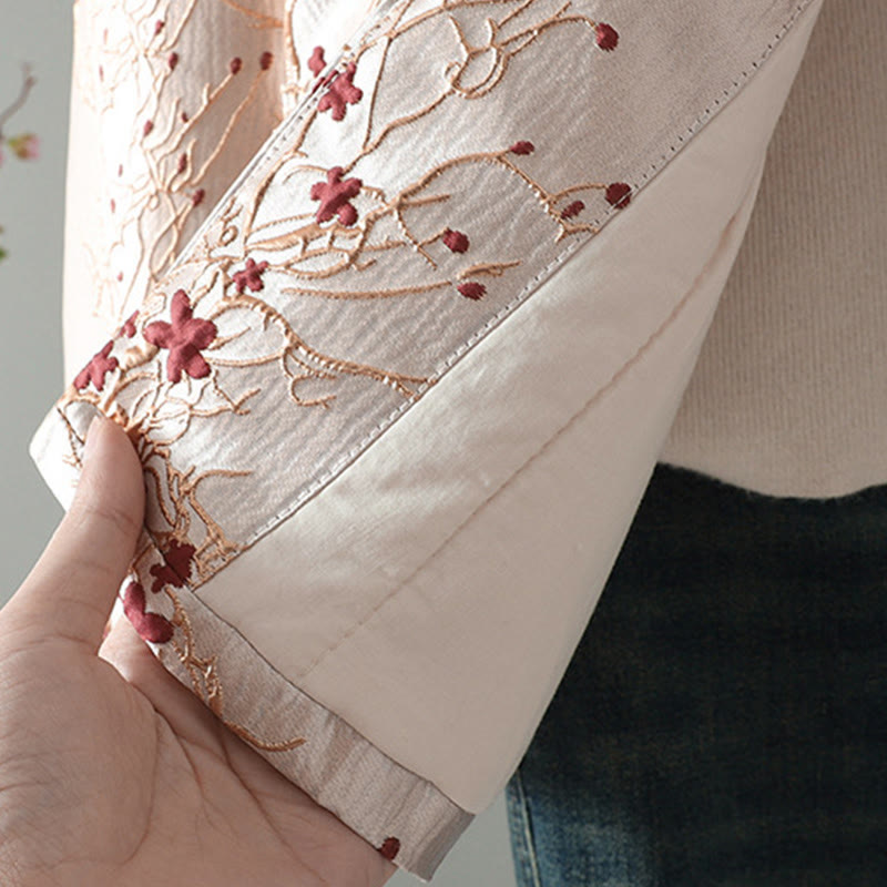 Veste thermique à manches longues pour femme avec poches, ornée de Buddha Stones, de fleurs rouges et de boutons en forme de vigne. - image 7