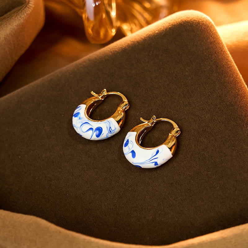 Boucles d'oreilles en forme de U en plaqué cuivre et émail doré 18 carats avec Buddha Stones - image 3