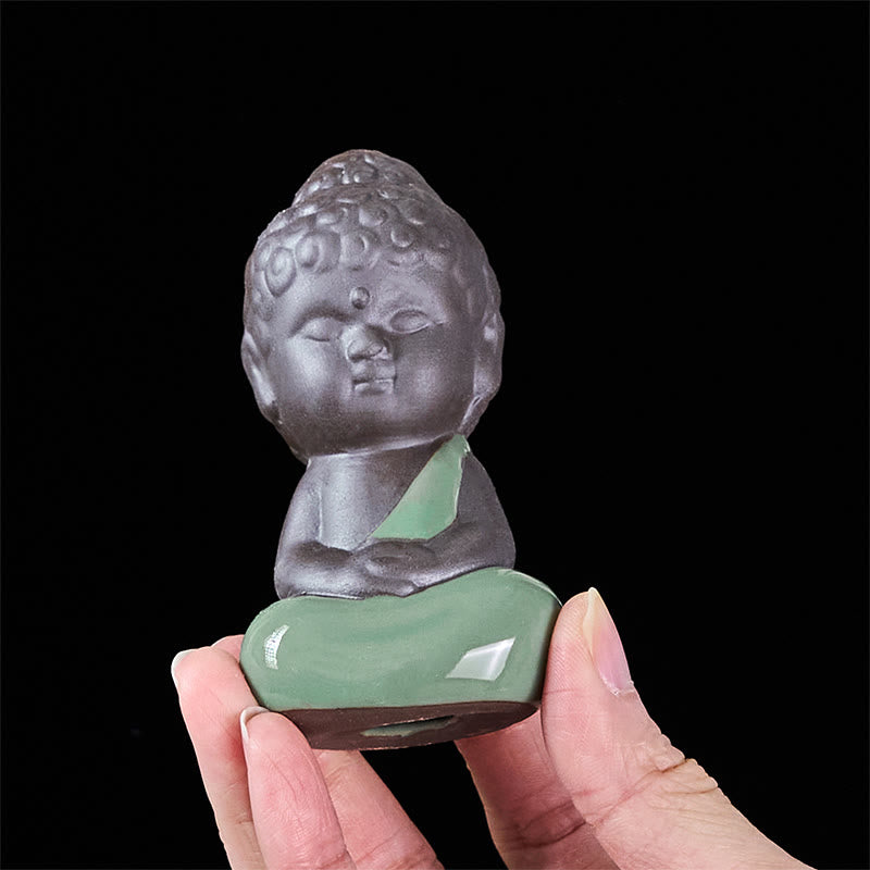 Statue de Buddha Stones en céramique représentant un moine en prière et méditation, symbole de sérénité et de décoration intérieure. - image 29