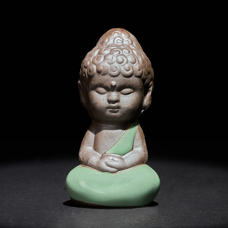 Statue de Buddha Stones en céramique représentant un moine en prière et méditation, symbole de sérénité et de décoration intérieure. - Méditation 4,5*4,5*9 cm - image 18