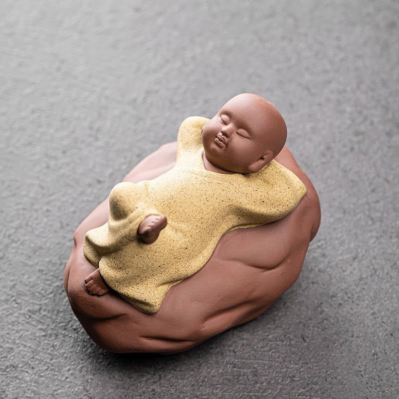 Buddha Stones, moine reposant le regard tourné vers le ciel, décoration en céramique, symbole de compassion pour la maison - Rest Yellow Monk 8,2*6,2*6,2 cm - image 9