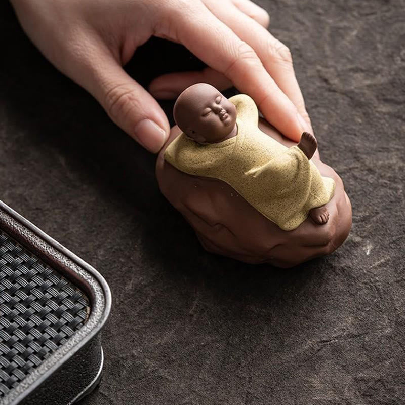 Buddha Stones, moine reposant le regard tourné vers le ciel, décoration en céramique, symbole de compassion pour la maison - image 12