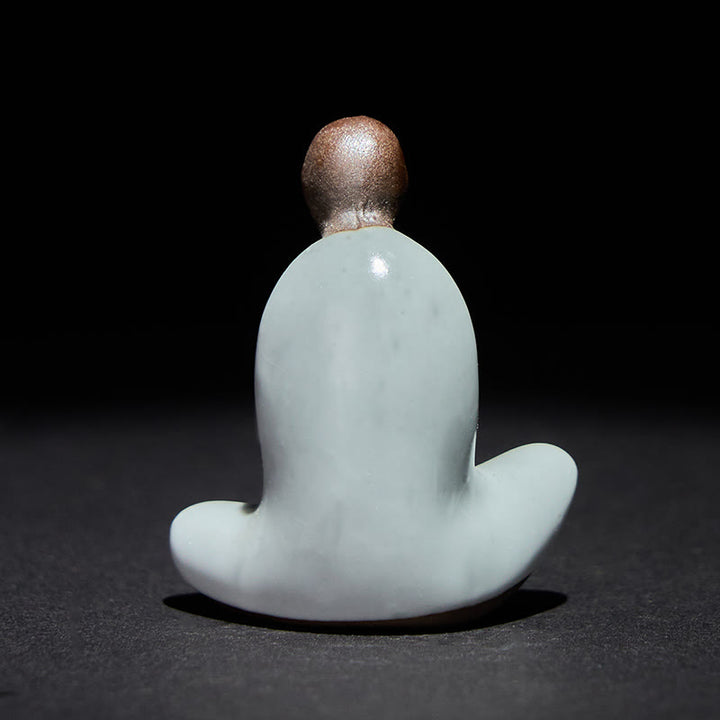 Buddha Stones Petite statue de Bouddha informe en céramique méditant, décoration zen pour la maison 4*2,5*5cm - image 2