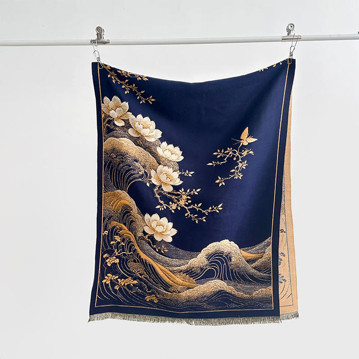 Écharpe douce à pompons, motif de Buddha Stones, de fleurs de lotus d'automne et de vagues océaniques - Marine - 185 x 65 cm - image 9