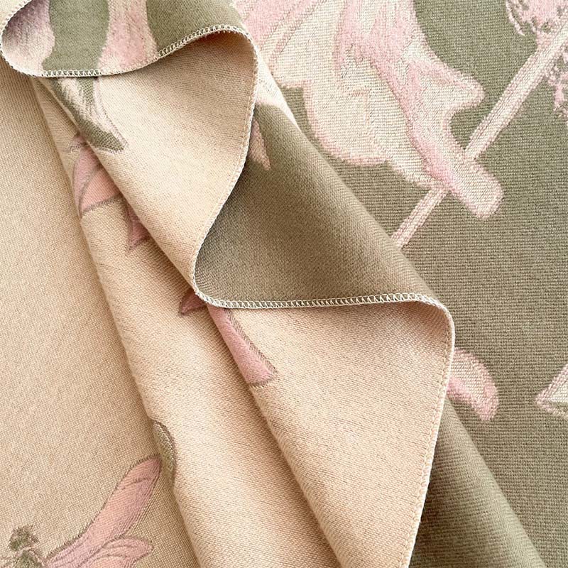 Écharpe-châle douillette à motif de Buddha Stones, de lotus, de carpes koï et de libellule - image 15