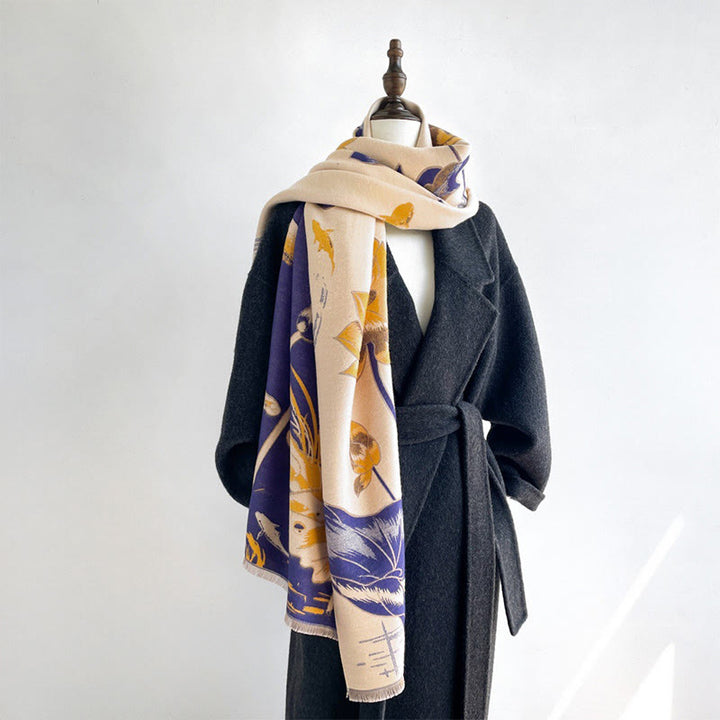 Écharpe-châle douillette à motif de Buddha Stones, de lotus, de carpes koï et de libellule - image 10