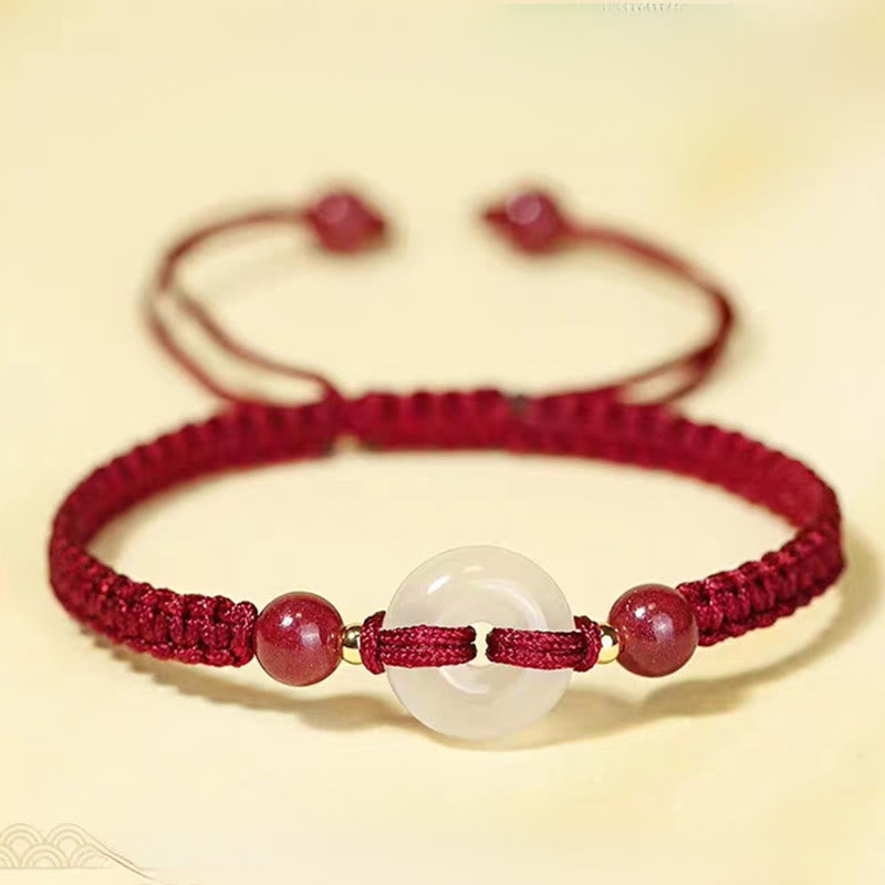 Bracelet de la paix en agate blanche, nœud plat, nœud diamant et cordon rouge, orné de Buddha Stonesune boucle de boucle en agate plate. - image 1