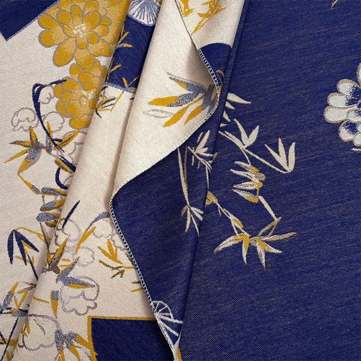 Écharpe-châle douillette en bambou à motif de pivoines et de pierres de Buddha Stones - image 3