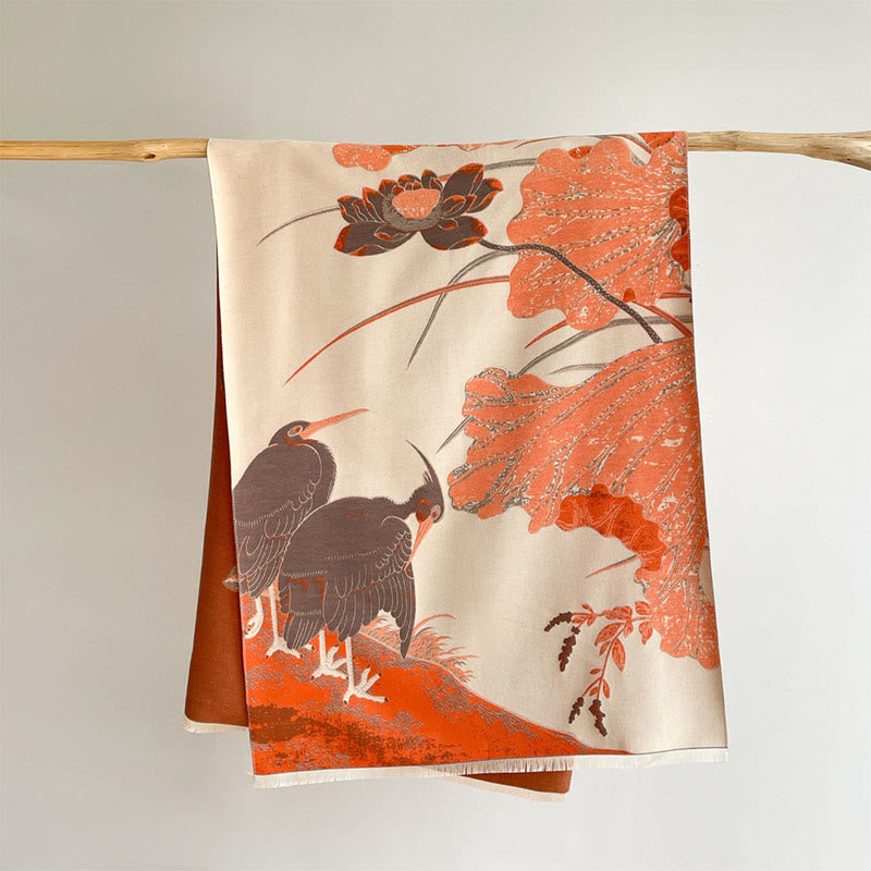 Écharpe douce à motif de Buddha Stones, cigognes, fleurs de lotus et feuilles, hiver. - image 1