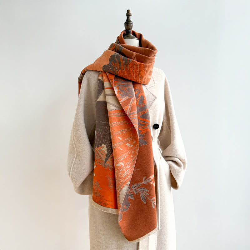 Écharpe douce à motif de Buddha Stones, cigognes, fleurs de lotus et feuilles, hiver. - image 3