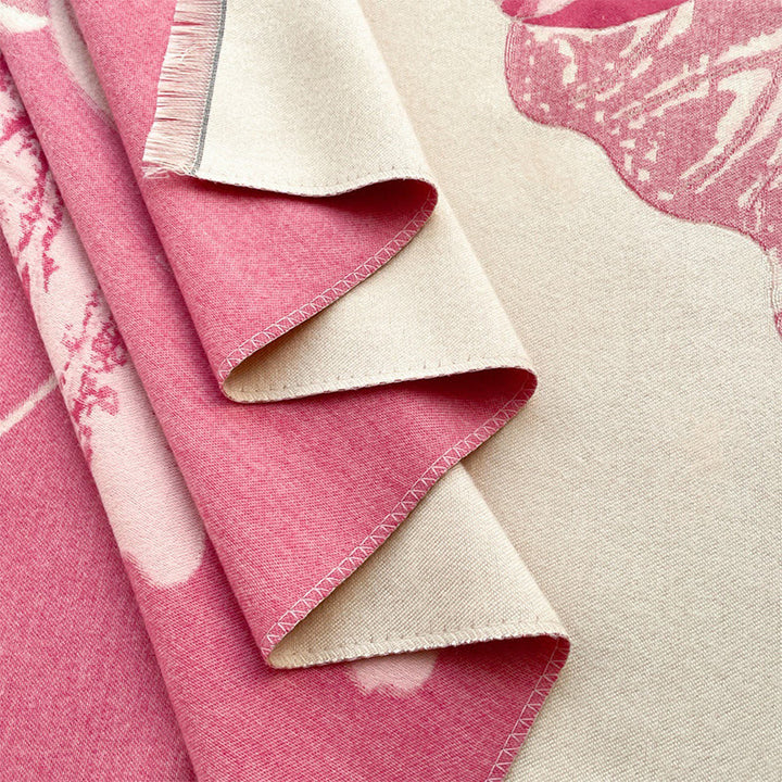 Écharpe douce à motif de Buddha Stones, cigognes, fleurs de lotus et feuilles, hiver. - image 7