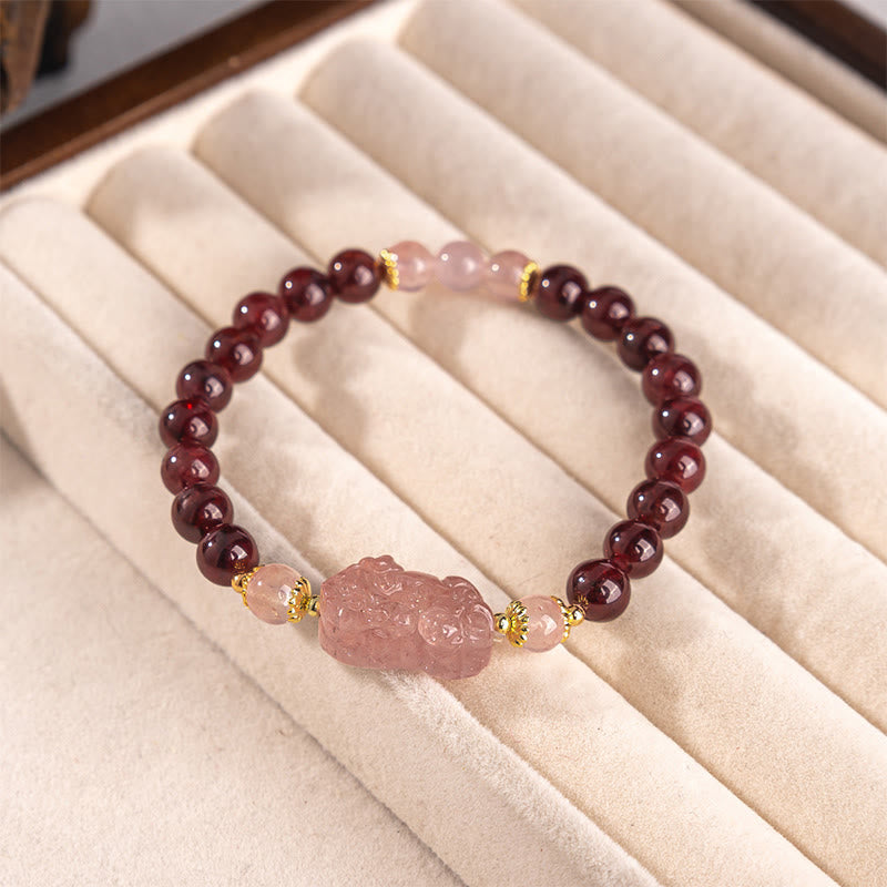 Bracelet porte-bonheur Pixiu en Buddha Stones , grenat et quartz fraise - image 1