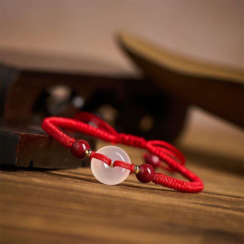 Bracelet de la paix en agate blanche, nœud plat, nœud diamant et cordon rouge, orné de Buddha Stonesune boucle de boucle en agate plate. - image 30