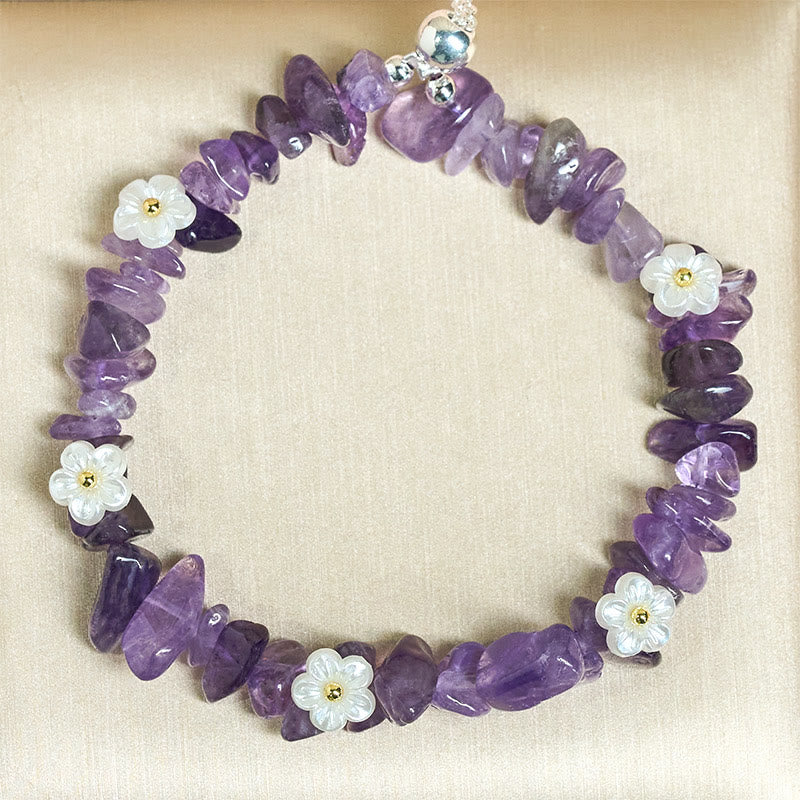 Bracelet d'équilibre en cristal blanc améthyste et améthyste, orné d'un motif floral irrégulier en Buddha Stones - image 2