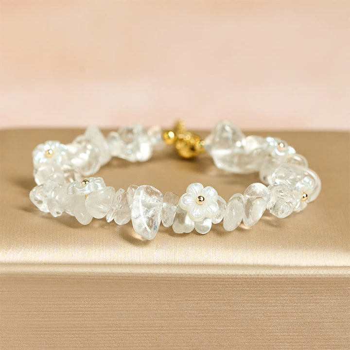 Bracelet d'équilibre en cristal blanc améthyste et améthyste, orné d'un motif floral irrégulier en Buddha Stones - image 10