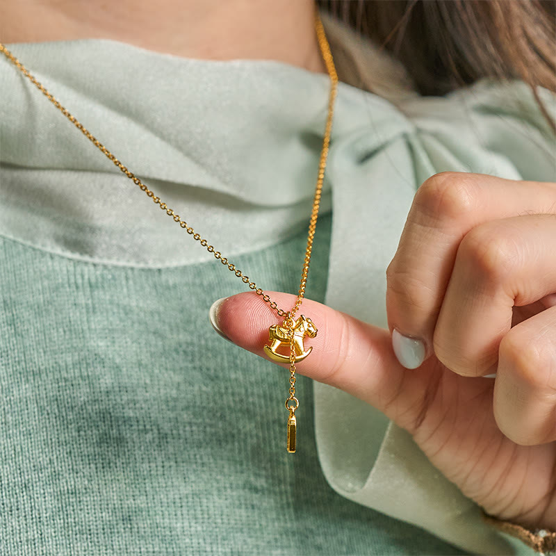 Pendentif en cuivre plaqué or 24 carats, inspiré de l'année du Cheval et symbolisant la paix, orné de Buddha Stones. - image 5