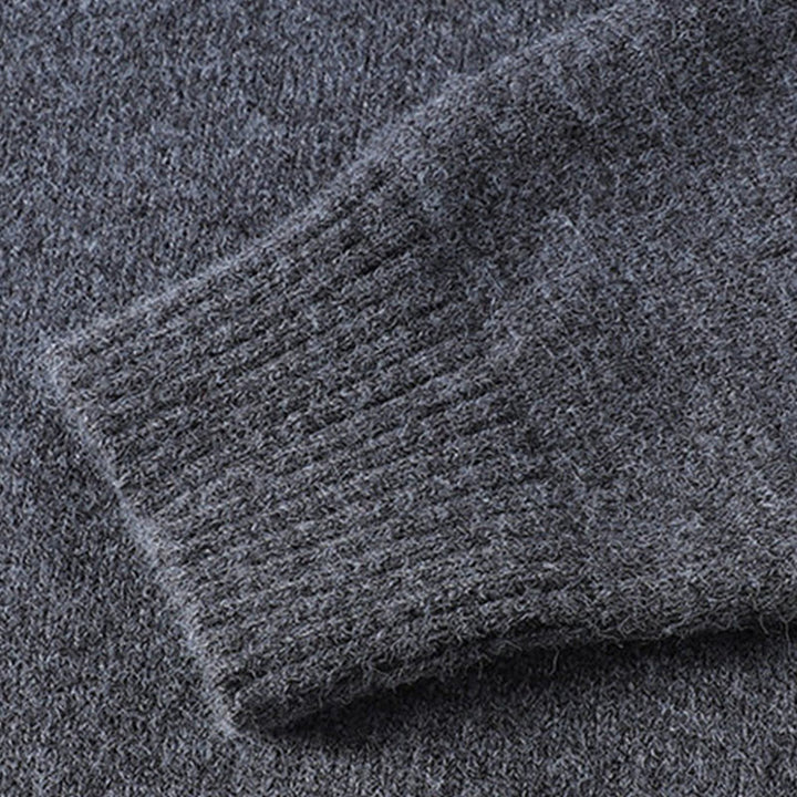 Pull en maille chaude à manches longues pour homme, orné de boutons et de Buddha Stones, col rond. - image 6