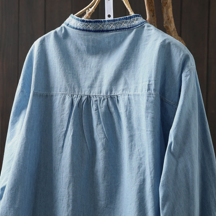 Chemise femme en denim de coton à demi-boutons, ornée de broderies florales géométriques et de Buddha Stones - image 4