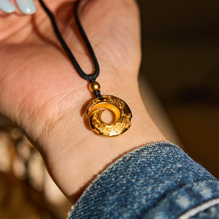 Collier pendentif porte-bonheur en laiton plaqué or 24 carats avec boucle de la paix et corde noire, orné de Buddha Stones. - image 8