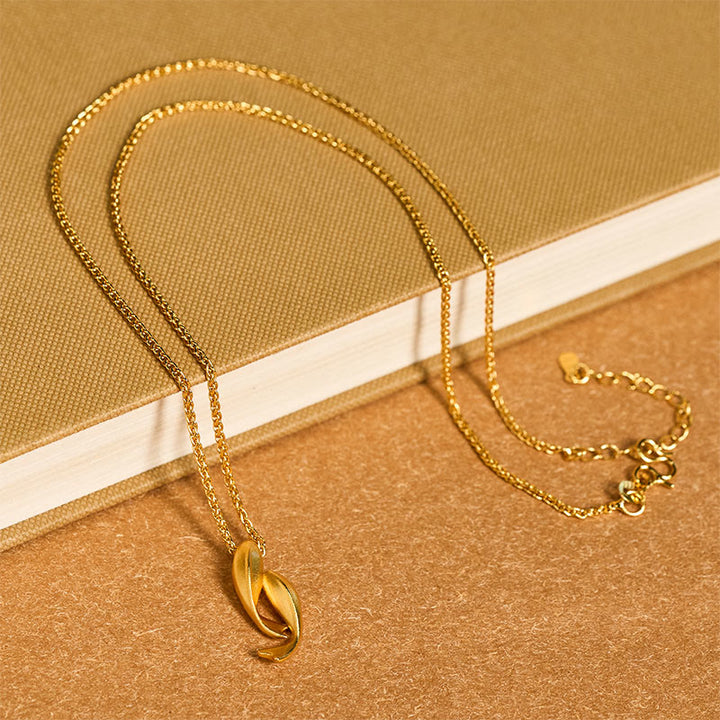 Collier pendentif en laiton plaqué or 24 carats avec deux carpes koï et Buddha Stones - image 4