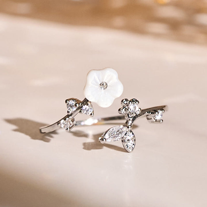 Bague de guérison ajustable en cuivre avec motif de fleur blanche et Buddha Stones - Argent - image 12