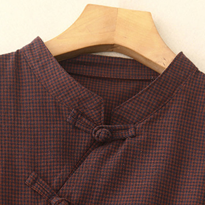 Robe midi à carreaux marron automnale Buddha Stones, col montant, boutons brandebourg, manches longues et poches - image 2