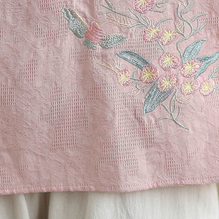 Chemise femme en coton, brodée de fleurs et de Buddha Stones, manches trois-quarts, col mandarin à un bouton. - image 25