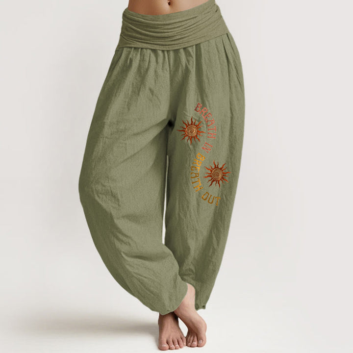 Pantalon harem femme en pur coton, motif Buddha Stones, tons chauds et phrases anglaises. Taille élastique. - Vert olive - US16，UK/AU20，EU48 (3XL) - image 14