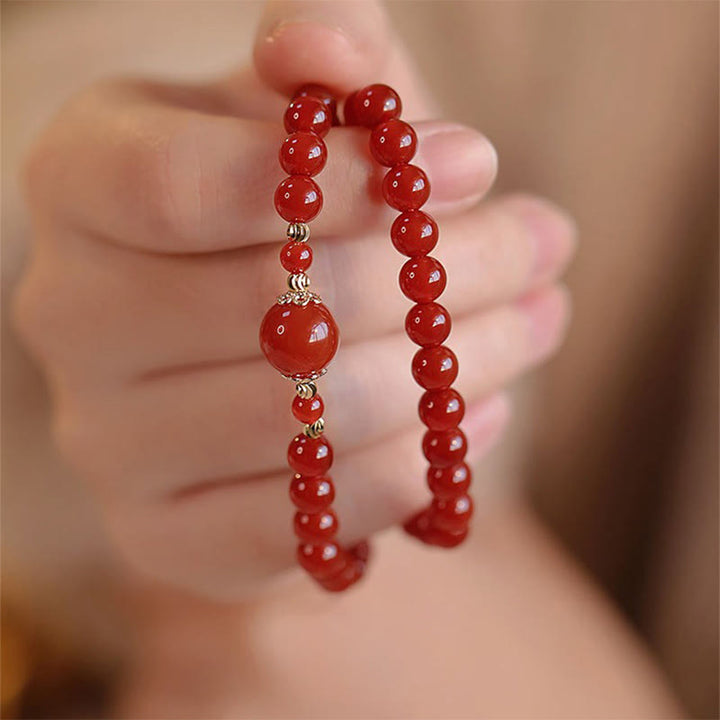 Bracelet de confiance et d'acceptation de soi en perles d'agate rouge à double tour de Buddha Stones - image 5