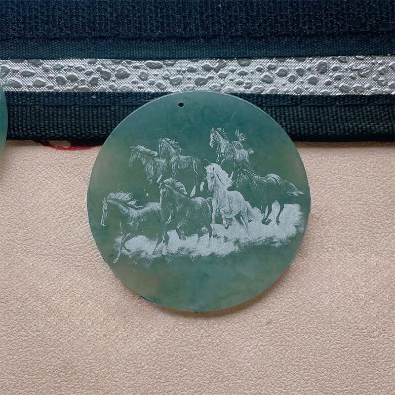 Pendentif rond en jade sculpté, symbole de prospérité, année du Cheval , Buddha Stones - image 1