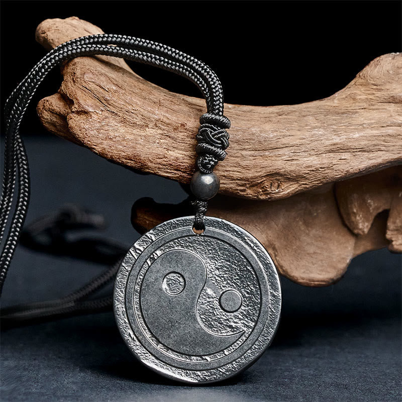Collier pendentif en pierre de shungite naturelle et authentique, sculptée, symbole Yin Yang et protection, avec pendentif Buddha Stones. - image 1