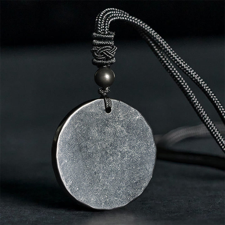 Collier pendentif en Buddha Stones, cercle, design simple, authentique pierre de shungite, protection - Pierre de shungite (Protection ♥ Ancrage) - 35-40 mm - image 0
