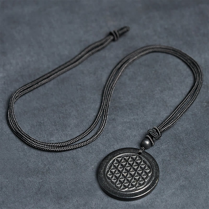 Collier pendentif en Buddha Stones, motif Fleur de Vie, sculpté dans une authentique pierre de shungite, symbole de protection. - image 6