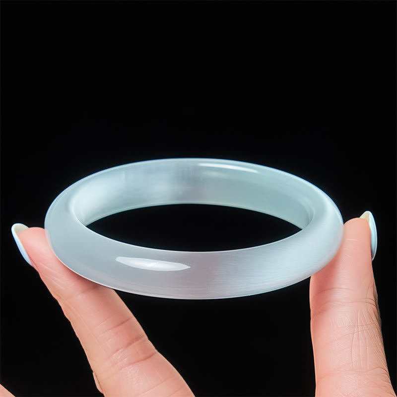 Bracelet jonc spirituel en Buddha Stones œil-de-chat blanc, symbole d'abondance et de spiritualité - image 3