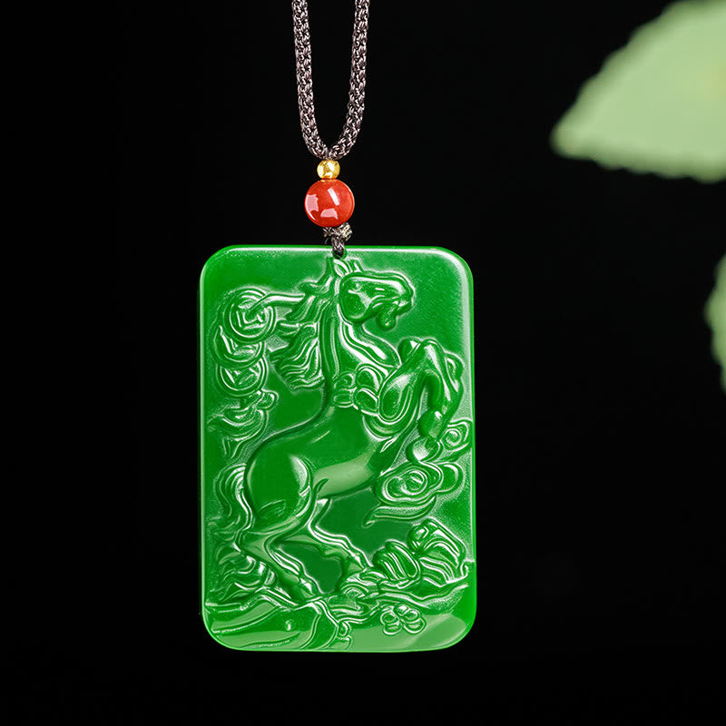 Pendentifs de collier en jade de l'année du Cheval , Buddha Stones, symbole d'abondance - image 1