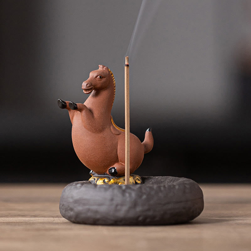 Buddha Stones Année du Cheval 2026 Décoration de maison Nouvel An Brûleur d'encens - Cheval debout marron (7,4 x 7,4 x 7,2 CM) - image 4