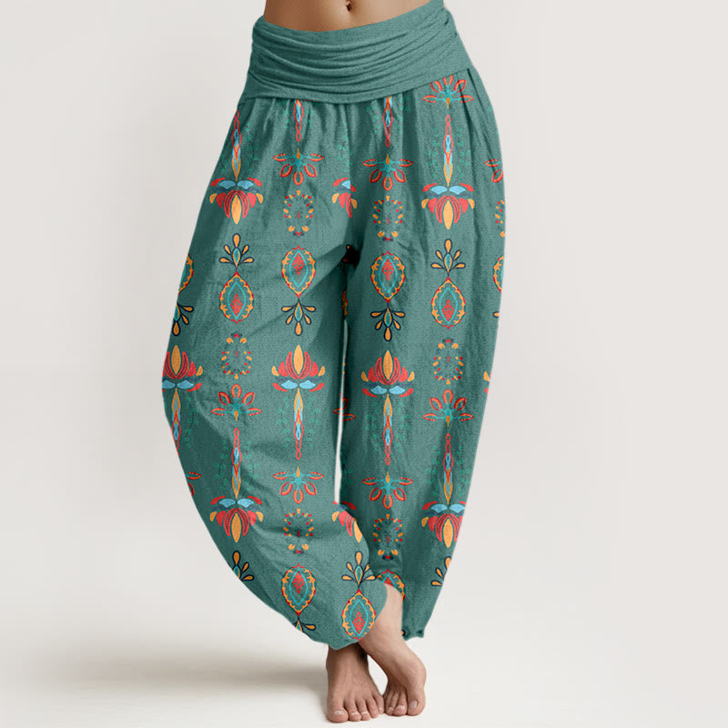 Pantalon harem géométrique en pur coton avec motif de Buddha Stones, fleurs de lotus colorées et feuilles vertes. - Aigue-marine moyenne - US16，UK/AU20，EU48 (3XL) - image 0