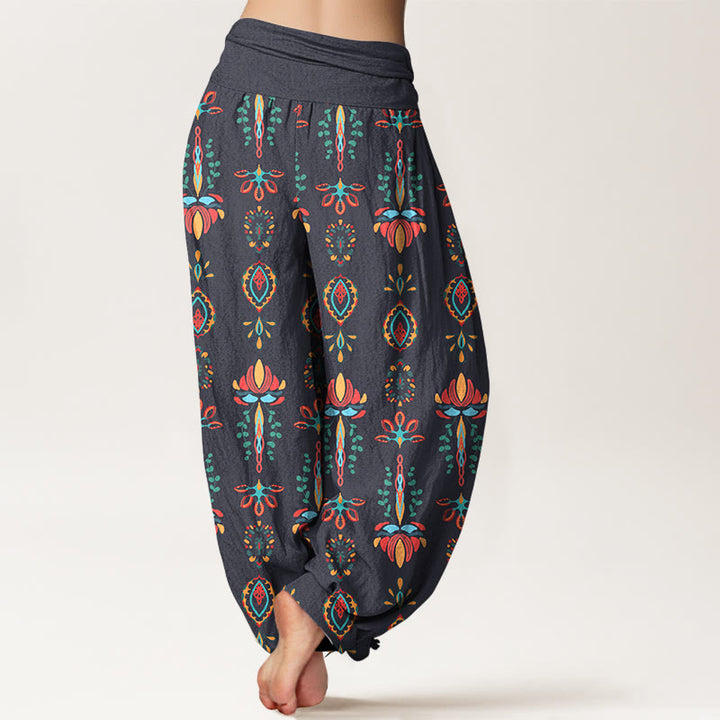 Pantalon harem géométrique en pur coton avec motif de Buddha Stones, fleurs de lotus colorées et feuilles vertes. - image 9