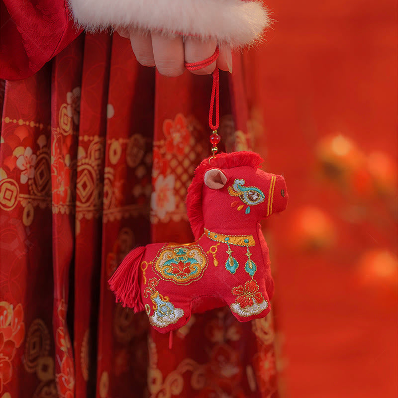 Buddha Stones, broderie rouge sur fil, décoration suspendue, année du Cheval - Cheval rouge (11,1 x 9,7 cm) - image 0