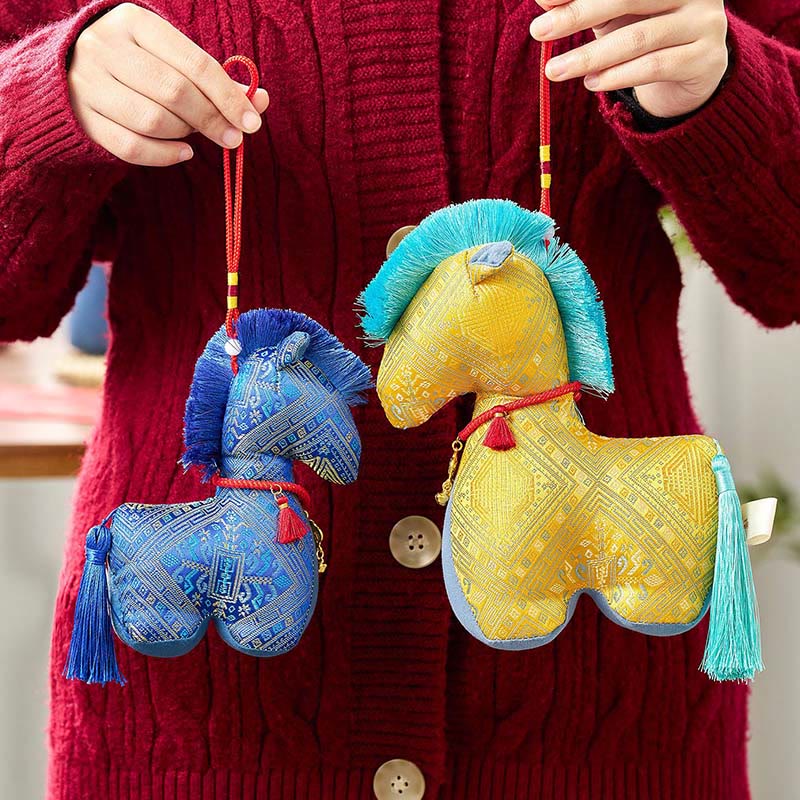 Buddha Stones Année du Cheval Broderie fil rouge Lingot Pompon Décoration - image 18