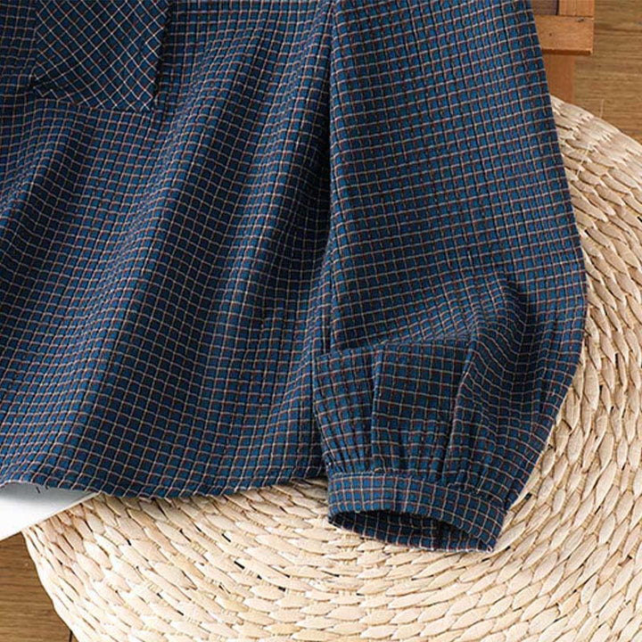 Chemise à manches longues en coton pour femme, motif à carreaux bleus et boutons, ornée de Buddha Stones et d'automne. - image 8