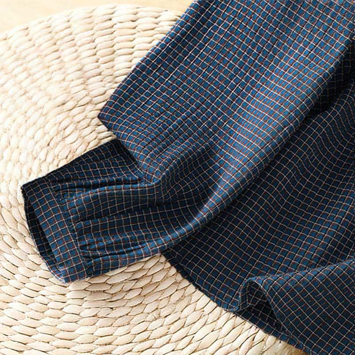 Chemise à manches longues en coton pour femme, motif à carreaux bleus et boutons, ornée de Buddha Stones et d'automne. - image 6