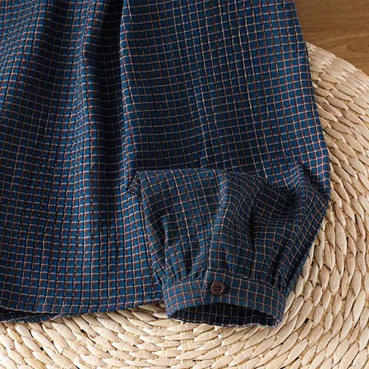 Chemise à manches longues en coton pour femme, motif à carreaux bleus et boutons, ornée de Buddha Stones et d'automne. - image 9