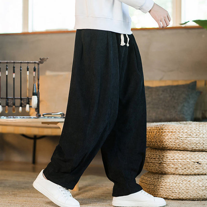 Pantalon harem rétro pour homme en velours côtelé uni doublé polaire, design simple, avec poches, de la Buddha Stones. - image 37