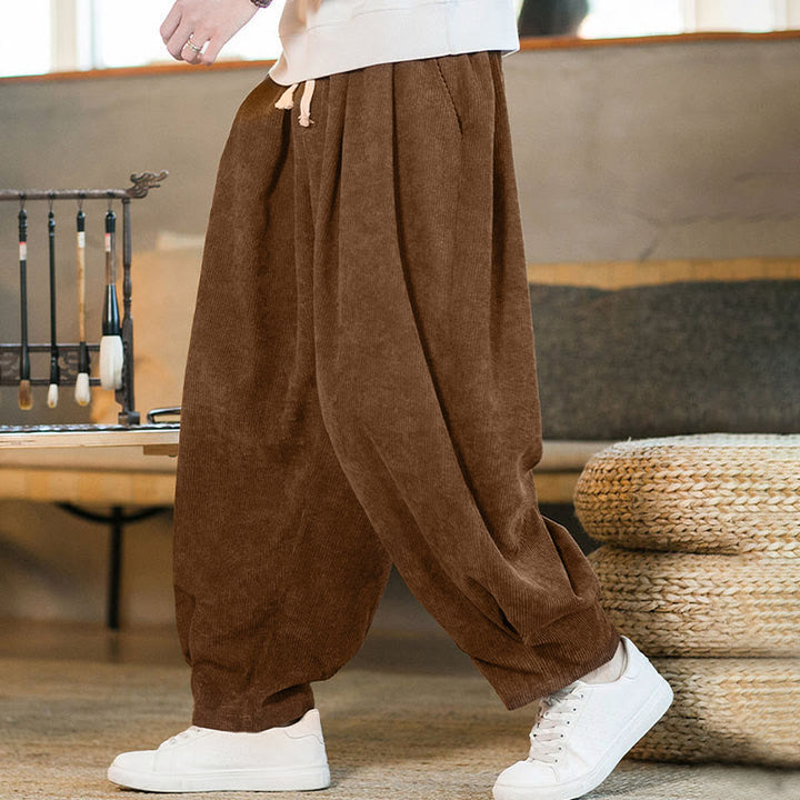Pantalon harem rétro pour homme en velours côtelé uni doublé polaire, design simple, avec poches, de la Buddha Stones. - image 2
